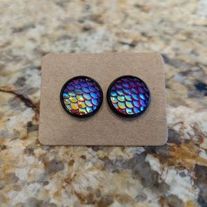 🎉3pairs fir $13🎊12mm earrings